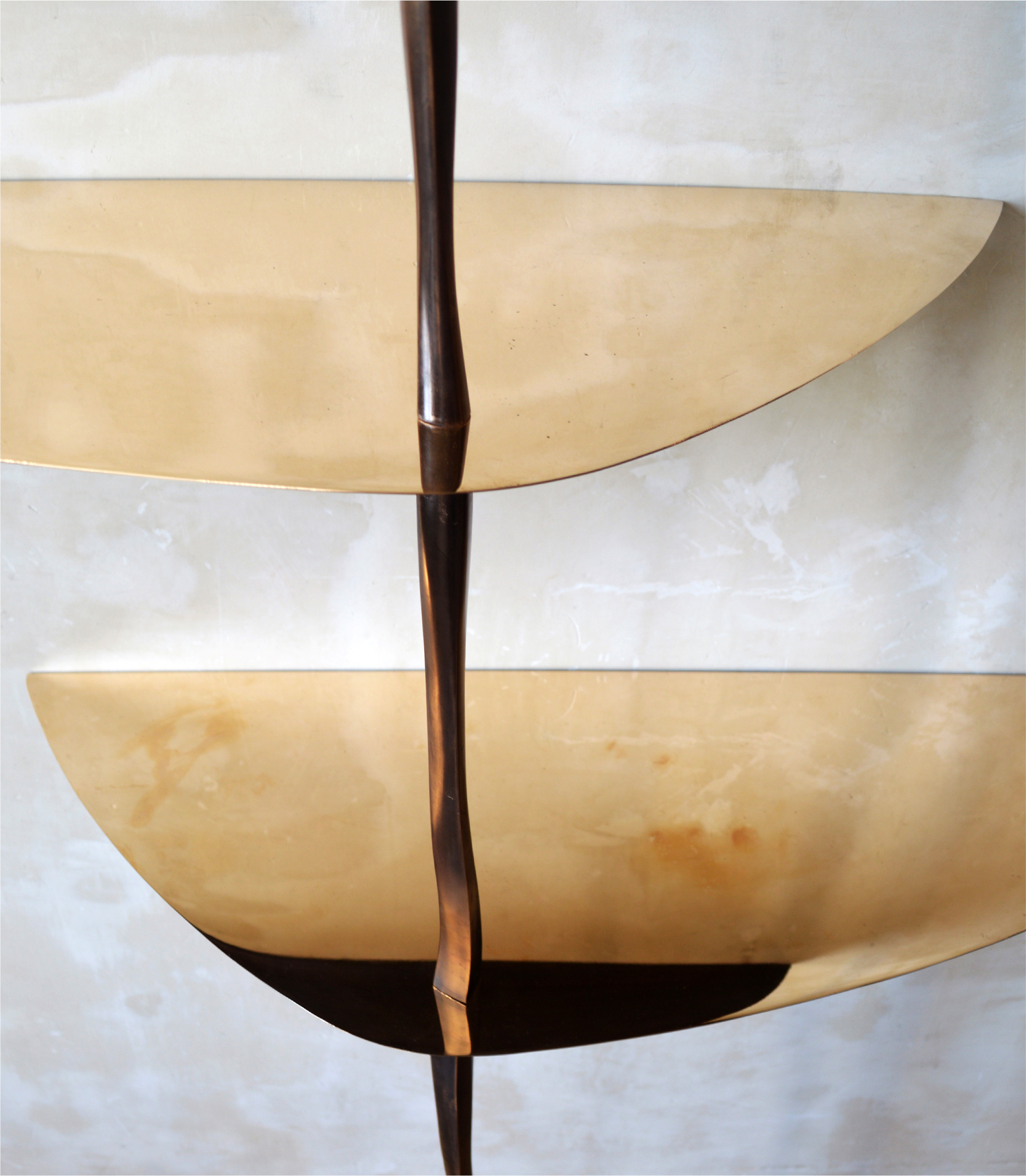 Animula bronze bookshelf, detail