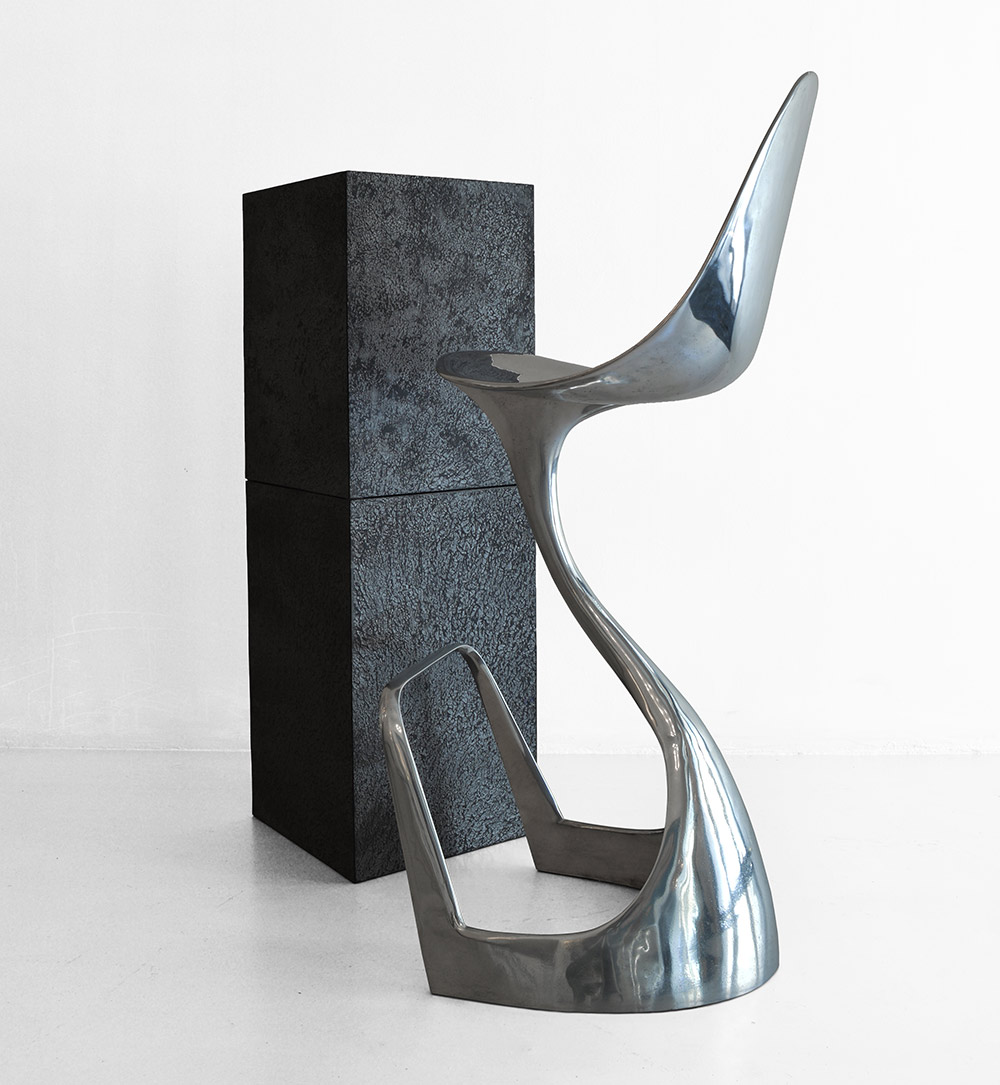 Jacana is a stool made through french sand casting aluminium technique