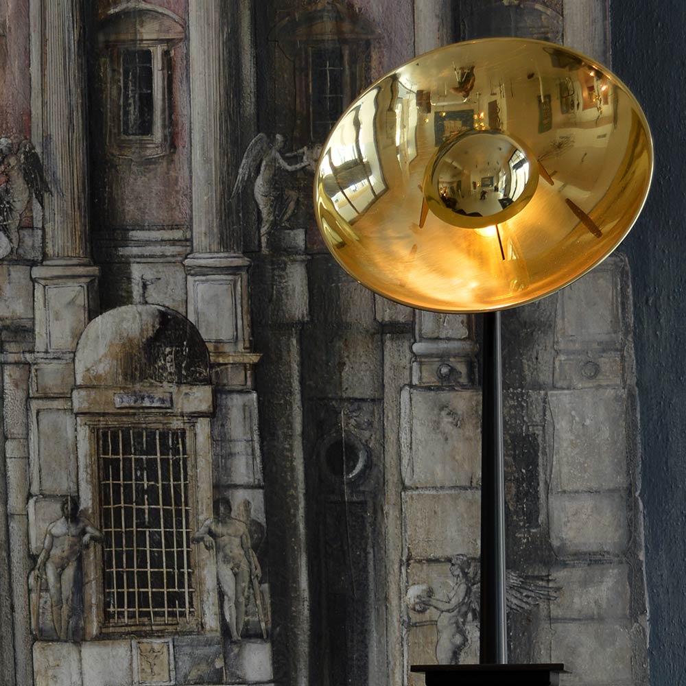 Gold like Table lamp by mattia frignani