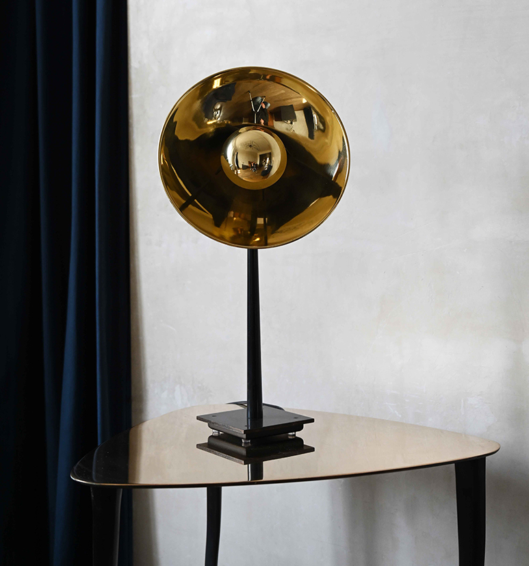 Gold like Table lamp by mattia frignani